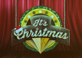 “It’s Christmas” – The Singing Christmas Trees Are Back!