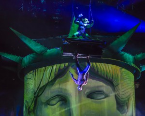 Spider-Man prepares a sneak attack on Green Goblin in Marvel Universe LIVE!