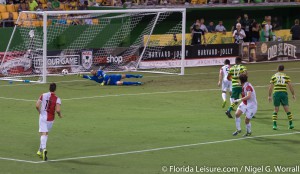 Tampa Bay Rowdies 1 Ottawa Fury 1, Al Lang Stadium, St. Petersburg, Florida - 10th October 2015 (Photographer: Nigel G Worrall)