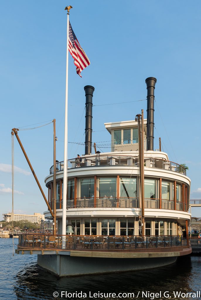 Paddlefish 2017, Disney Springs, Orlando, Florida - 3rd February 2017 (Photographer: Nigel G Worrall)