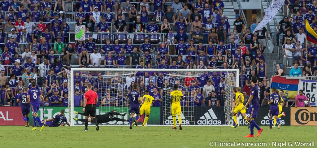 Orlando City Soccer 0 Columbus Crew 1, Orlando City Stadium, Orlando, 15th October 2017 (Photographer: Nigel G Worrall)